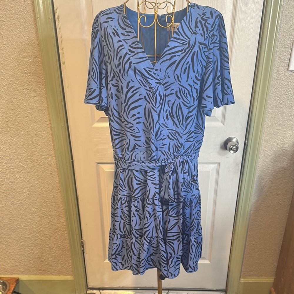 Eliza J Blue and Black V-Neck Flutter Sleeve Mini Sundress
